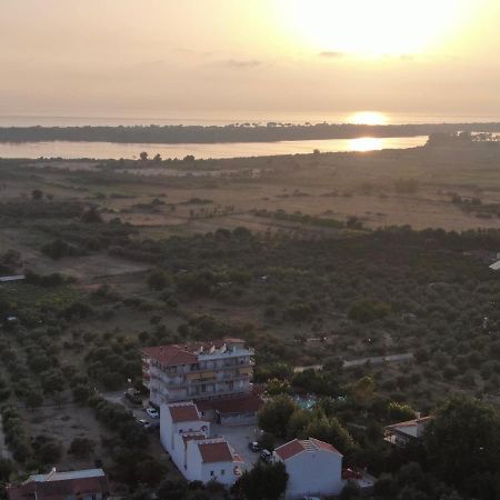 Kaiafas Lake Hotel Захаро Экстерьер фото