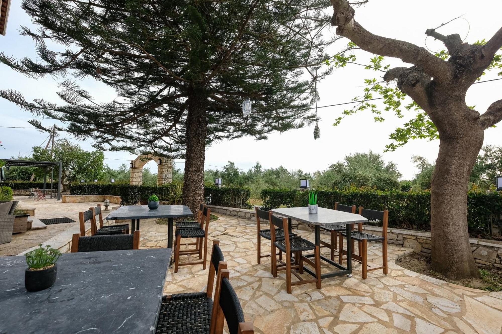 Kaiafas Lake Hotel Захаро Экстерьер фото